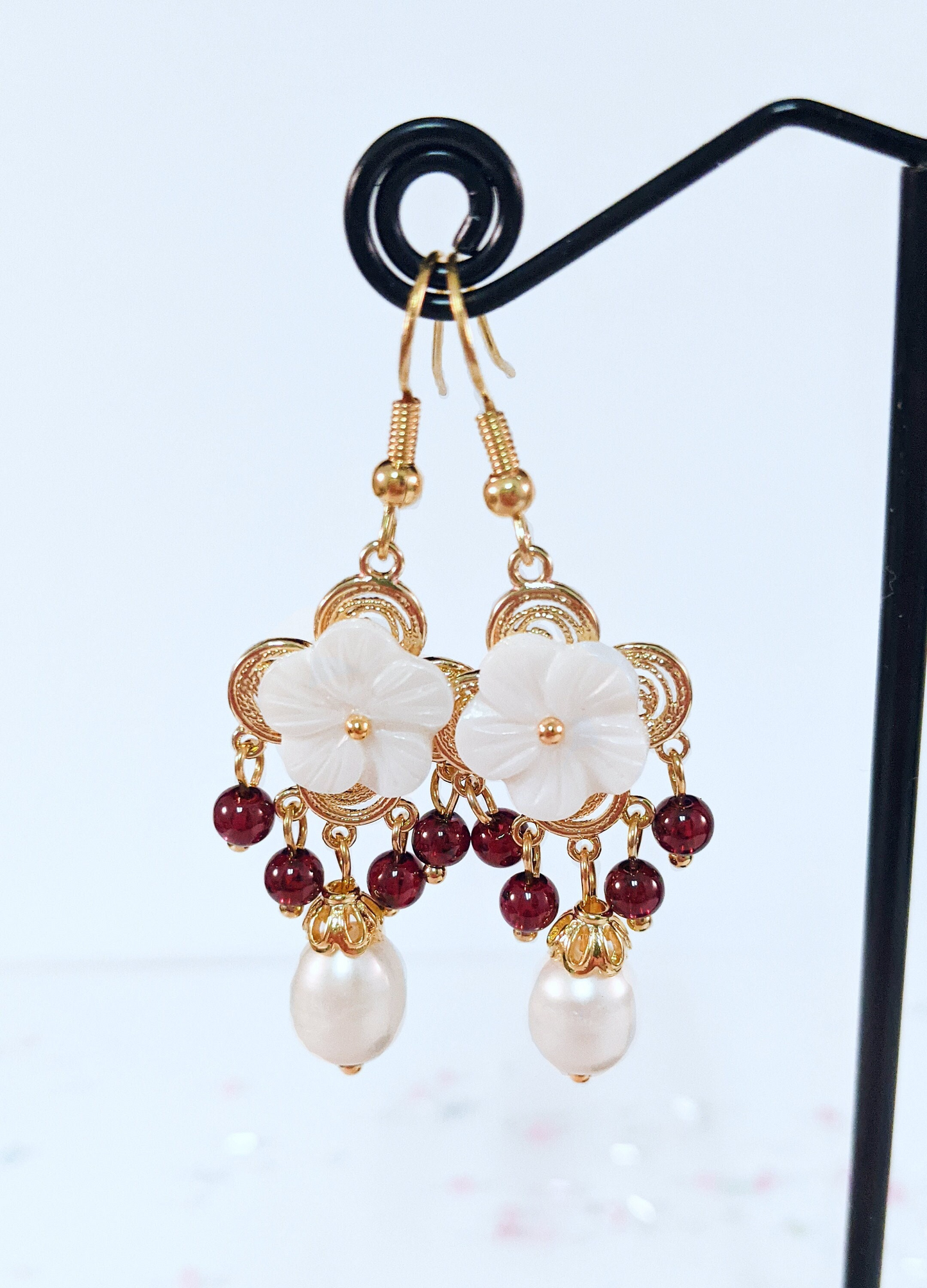 FFXIV Radz-at-Han Earrings - "Formal Hannish Elegance" - Jewelry Design Inspired by Final Fantasy XIV Zones - Colors of Thavnair Collection