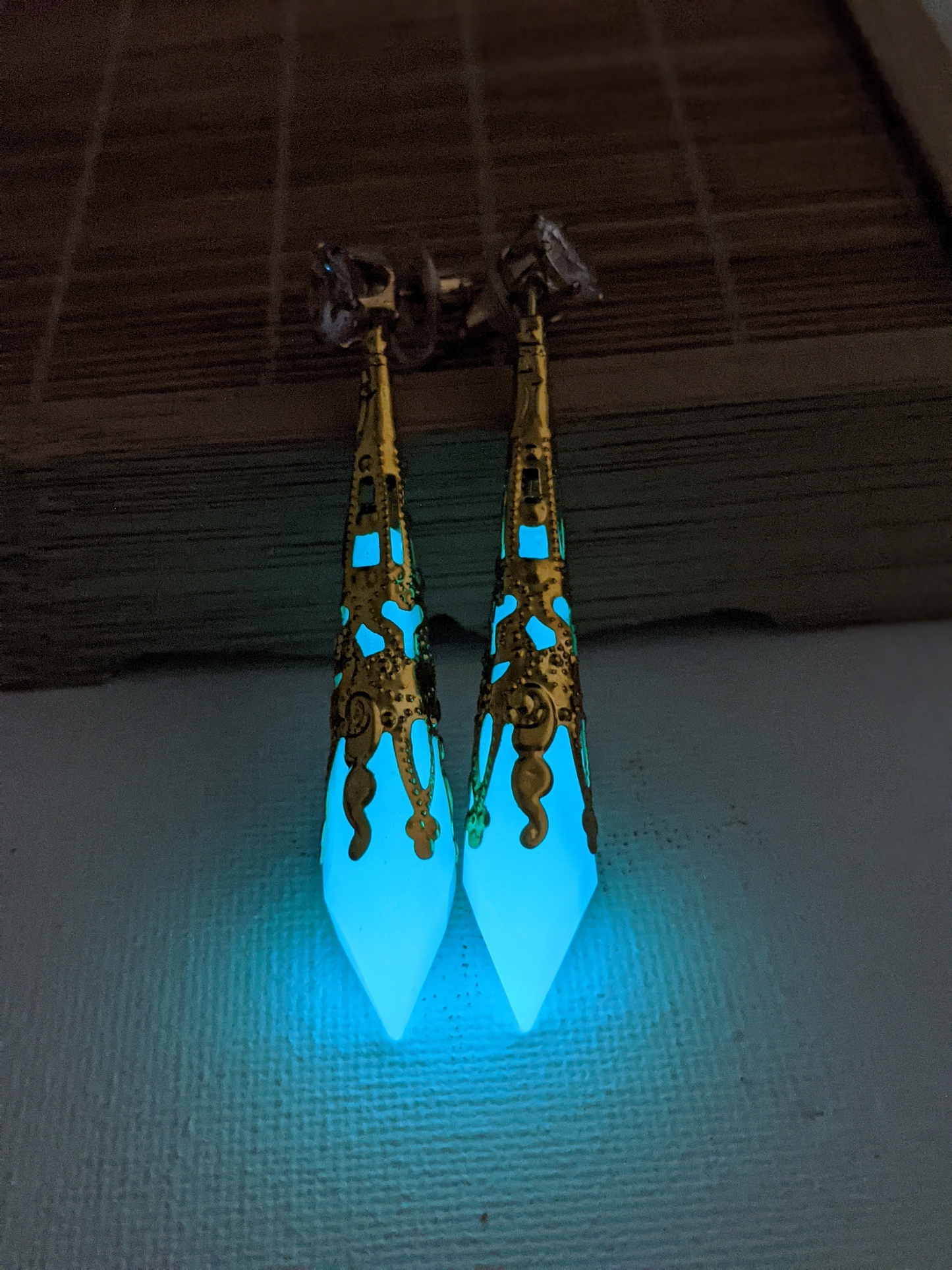 FFXIV Inspired Aetheryte Earrings - Glow in the Dark - Seafoam Green and Gold - Lightweight- Great for Fans of Final Fantasy XIV!