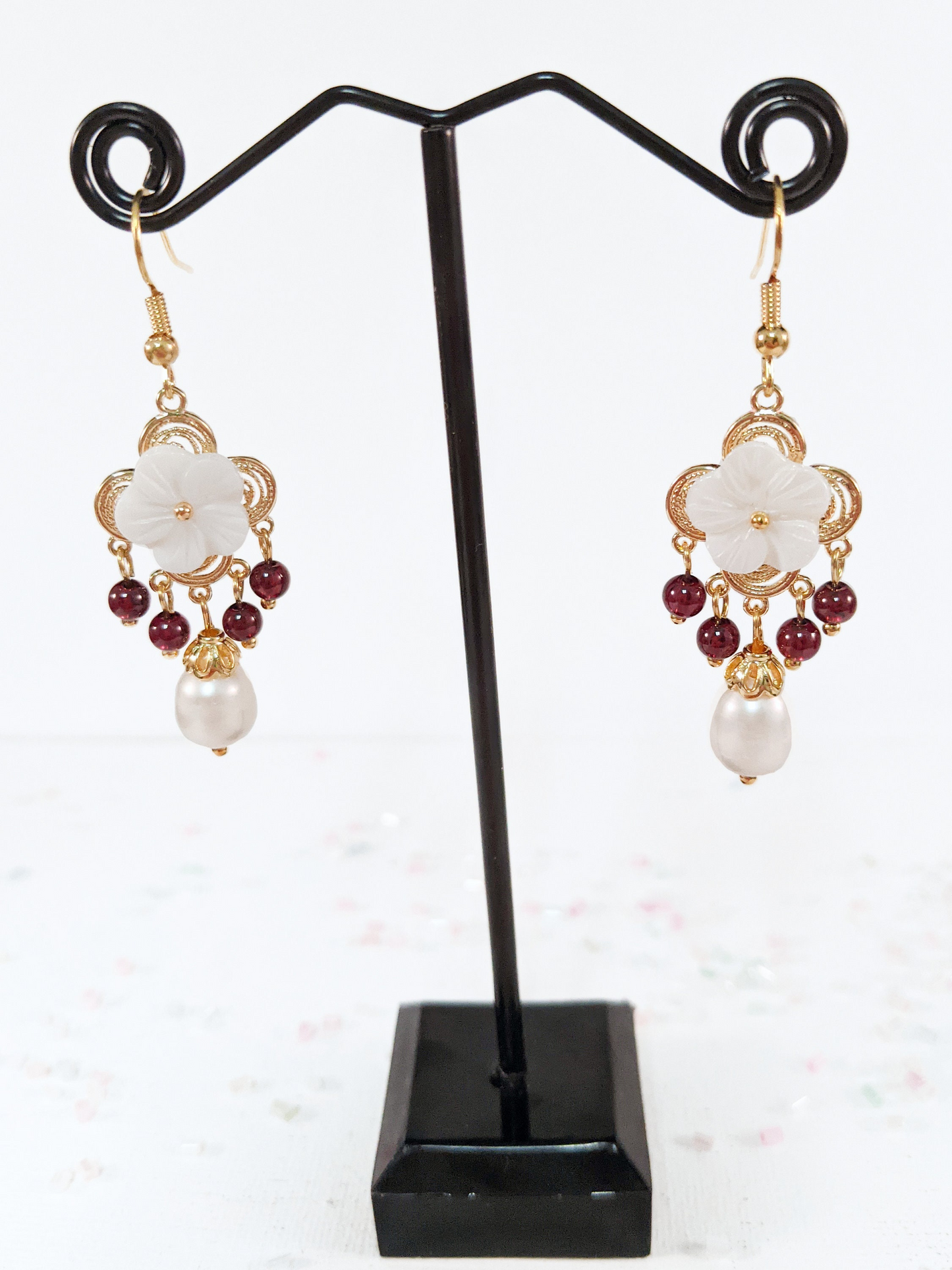 FFXIV Radz-at-Han Earrings - "Formal Hannish Elegance" - Jewelry Design Inspired by Final Fantasy XIV Zones - Colors of Thavnair Collection