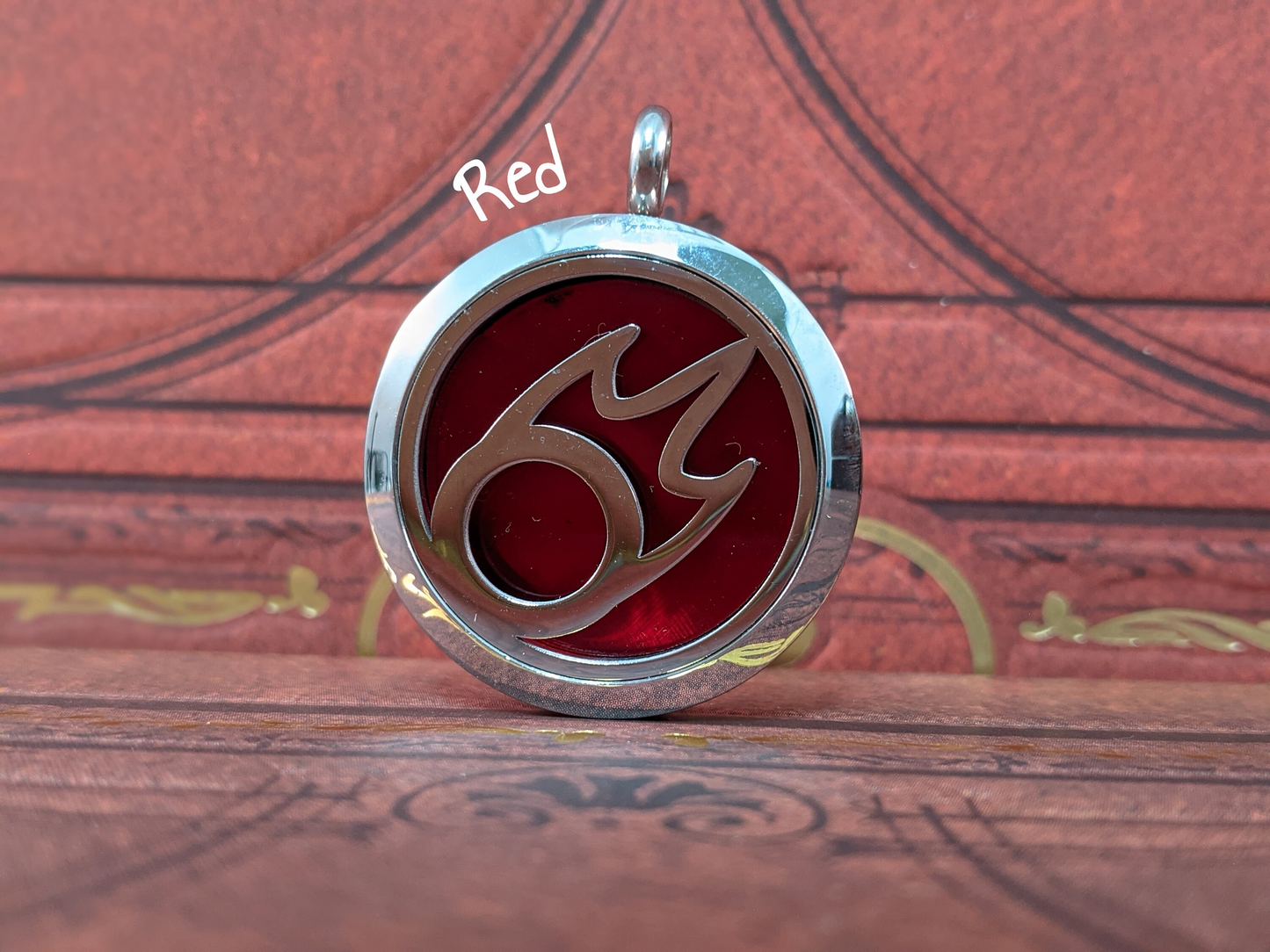 FFXIV Black Mage Locket Necklace - Stainless Steel Magnetic Locket w/ Interchangeable Colors - Great Jewelry Gift for Final Fantasy XIV BLM Fans!