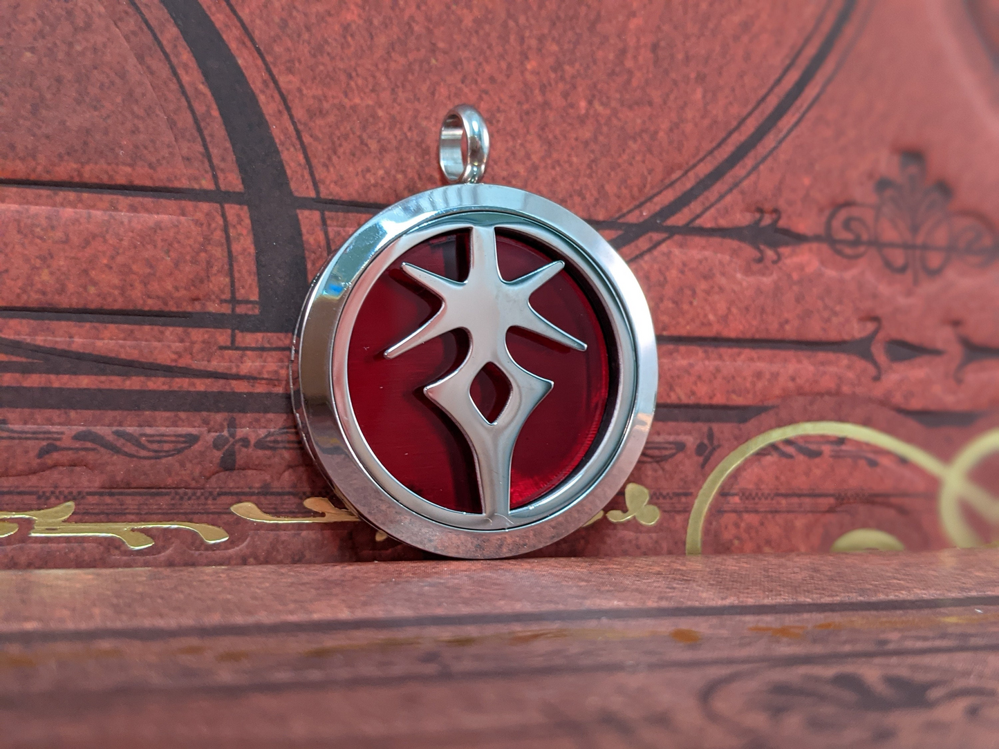 FFXIV Dark Knight Locket Necklace - Stainless Steel Magnetic Locket w/ Interchangeable Colors - Great Jewelry Gift for Final Fantasy XIV DRK Fans!