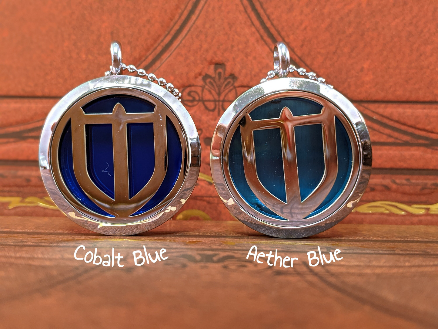 FFXIV Paladin Locket Necklace - Stainless Steel Magnetic Locket w/ Interchangeable Colors - Great Jewelry Gift for Final Fantasy XIV PLD Fans!